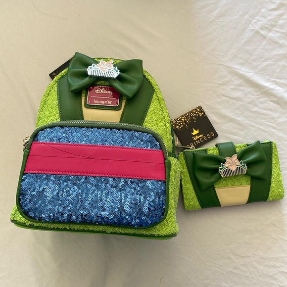 Disney Lounge fly Princesses Sequins Mulan Bag and Wallet - Picture 1 of 2